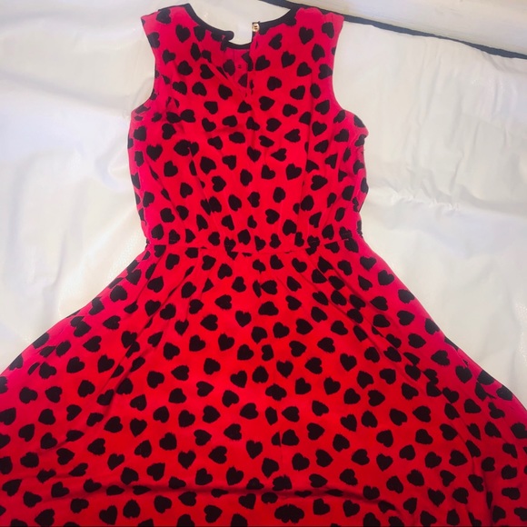 Kids red heart dress - Picture 3 of 3